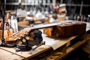 мастерская по ремонту гитар